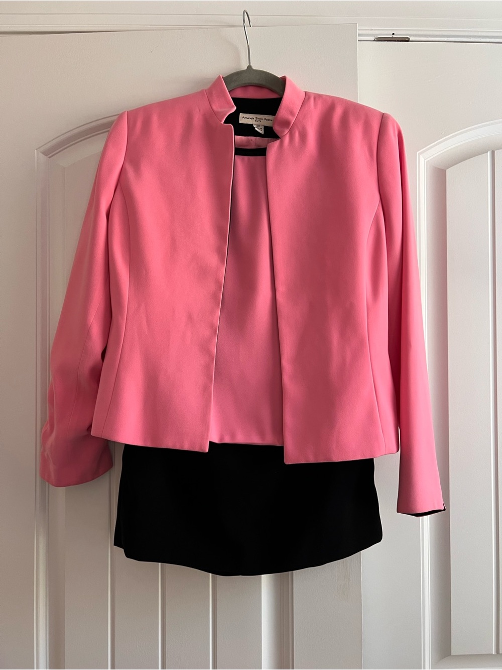 Amanda Smith Petite 3-Piece Suit Set Pink Jacket Top Black Skirt Career Size 2P